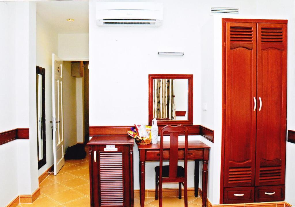Hoang Thanh Thuy Airport Hotel 1 - Gan Am Thuc Dem Cho Hoang Hoa Tham Ho Chi Minh City Room photo